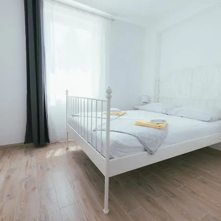 Apartament Marusic *