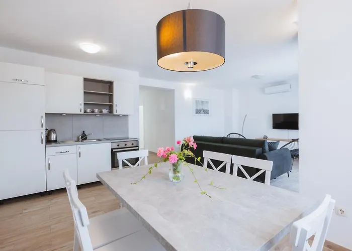 Marusic Appartamento Makarska